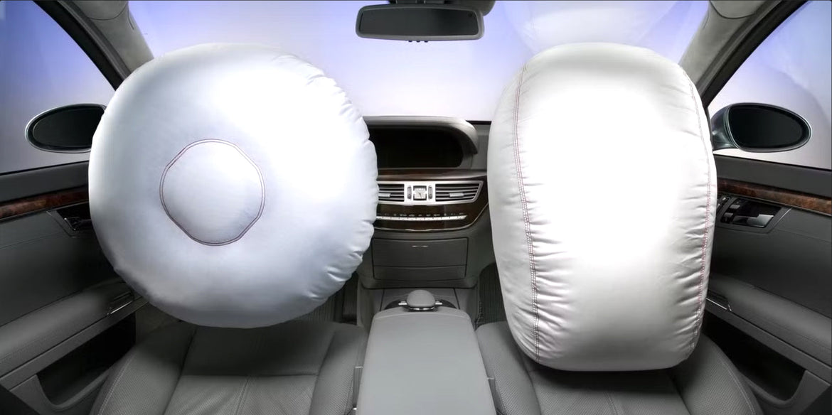 💥 What Really Happens When an Airbag Deploys?