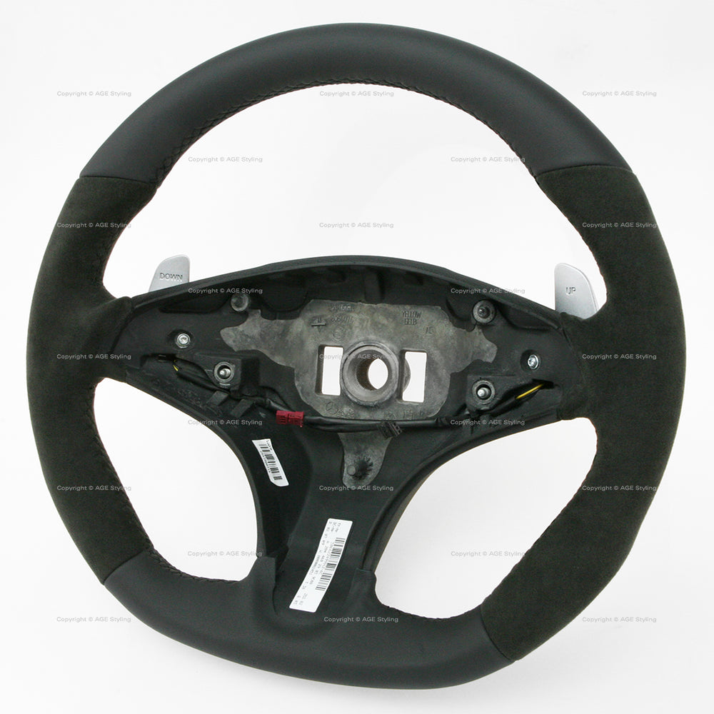 08-11 Mercedes-Benz C63 AMG Lenkrad mit abgeflachter Unterseite # 204-460-29-03-9C08